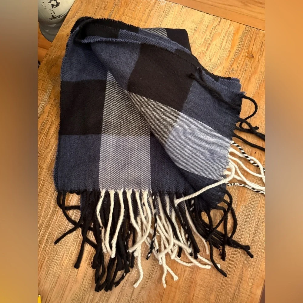 Plaid Fringe Scarf in Black Blue plaid tartan fisherman winter